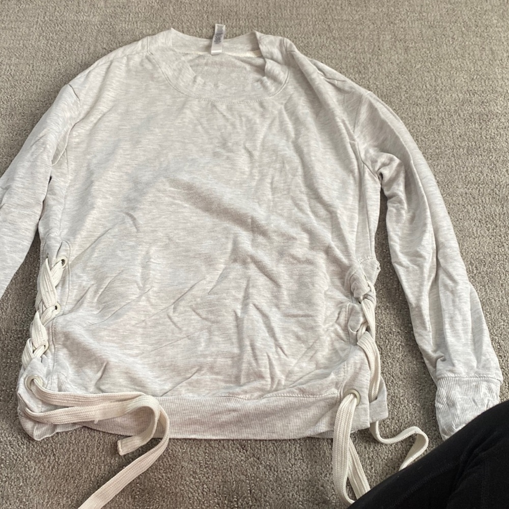 Medium absolutely fit sweater